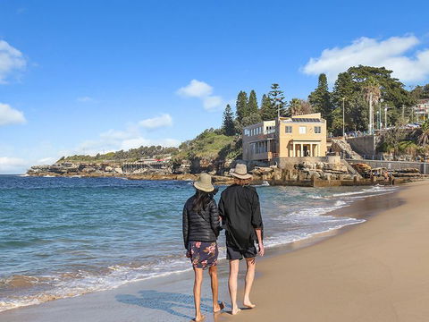 AeA The Coogee View - Accommodation Gladstone 3