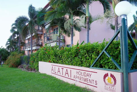 Alatai Holiday Apartments - Accommodation Gladstone 2