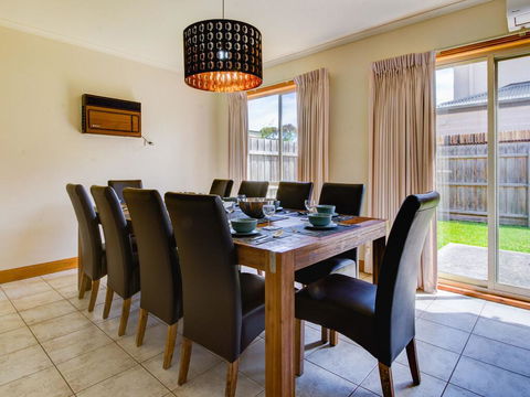 Albert Park - Accommodation Gladstone 1