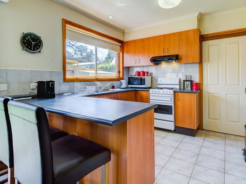 Albert Park - Accommodation Gladstone 2