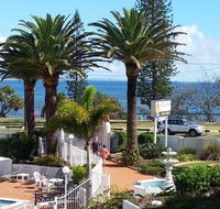 Alex Headland Beachfront - Accommodation Gladstone
