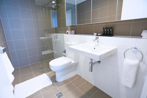 Alex Perry Hotel & Apartments - Accommodation Gladstone 2
