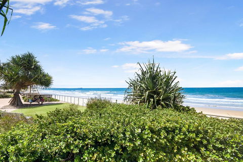 ALEXANDRA BEACH RESORT-ALEX412 - Accommodation Gladstone 3