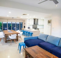 Alexandra Headland Luxury Townhouse - Accommodation Gladstone