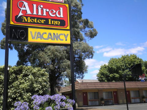 Alfred Motor Inn - Accommodation Gladstone 0