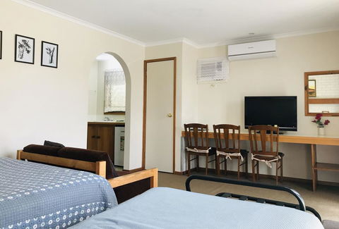 Alfred Motor Inn - Accommodation Gladstone 1