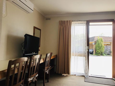 Alfred Motor Inn - Accommodation Gladstone 2
