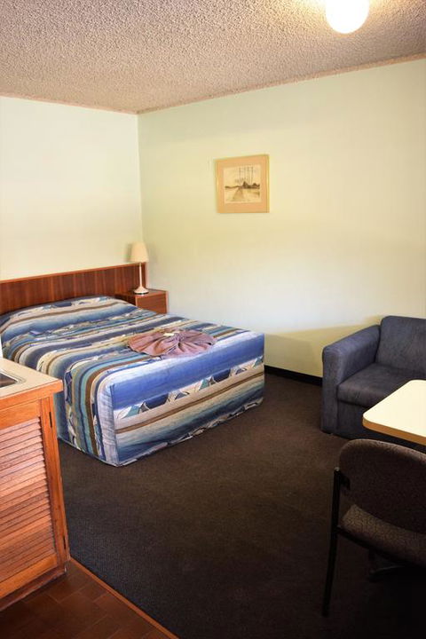 Alkira Motel - Accommodation Gladstone 3