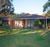 All Decked Out - Pet Friendly - Accommodation Gladstone