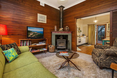 Allambee - Accommodation Gladstone 3
