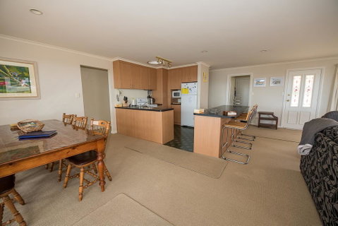 Allure - Accommodation Gladstone 0