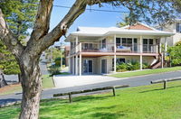 Book Bonny Hills Accommodation Vacations Accommodation Gladstone Accommodation Gladstone