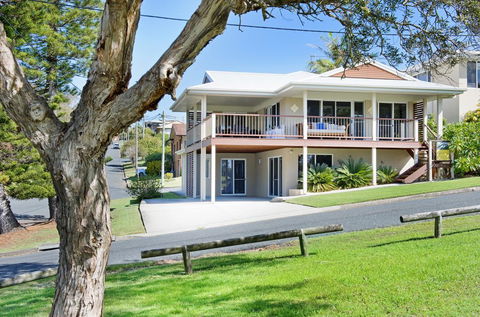 Allure By The Sea - Accommodation Gladstone 0