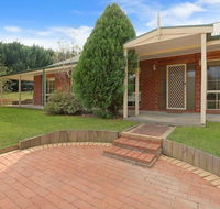 Alpine Mist - Spacious 5 bedroom home - Accommodation Gladstone