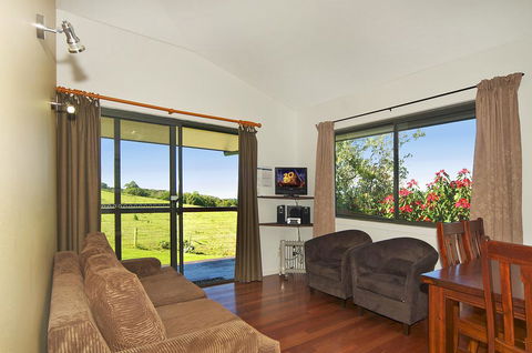 Alstonville Country Cottages - Accommodation Gladstone 3
