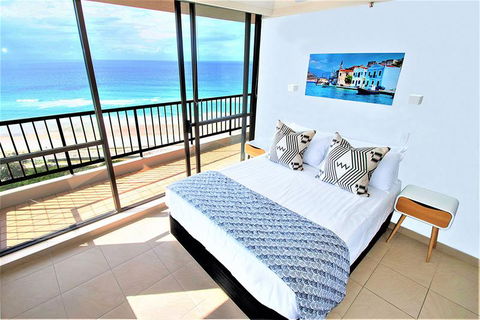 Amazing View In Surfers Paradise! Hidden Gem - Accommodation Gladstone 3