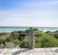 Anchor Beachfront Retreat - Accommodation Gladstone