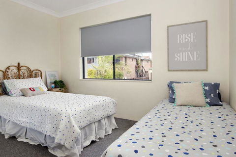 Anchored At South West Rocks - Accommodation Gladstone 1