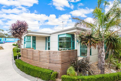 Anglesea River Apartments - Spa Apartment 40 - Accommodation Gladstone 0