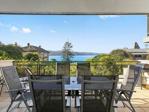 APARTMENT 26 PACIFIC APARTMENTS - Walk To Town - Accommodation Gladstone 1