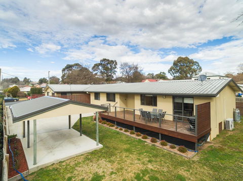 Apartments On Allingham - Accommodation Gladstone 0