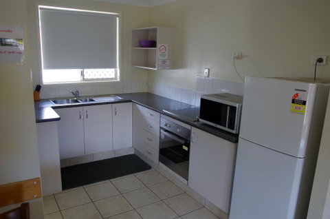 Apollo Lodge - Accommodation Gladstone 0