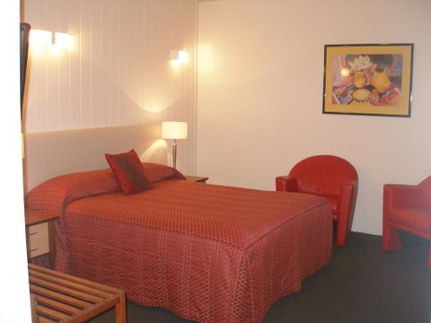 Apollon Motor Inn Victor Harbor - Accommodation Gladstone 1