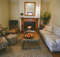 Apple Cottage Orange NSW - Accommodation Gladstone