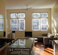 Apt - Dance Loft Conversion - Accommodation Gladstone