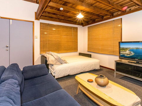 Aqualuna- Excellent Surfing Beaches. - Accommodation Gladstone 2