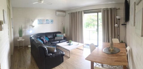 Aquarius Batehaven - Accommodation Gladstone 2