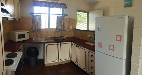 Aquarius Holiday Apartments - Accommodation Gladstone 1