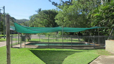 Arcadia Palms Unit 1 - Accommodation Gladstone 2
