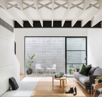 Architectural Design Award winning city House - Accommodation Gladstone