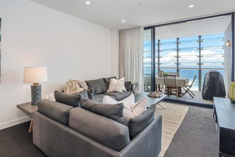Arena, Unit A1205/75 Shortland Esplanade - Accommodation Gladstone 2