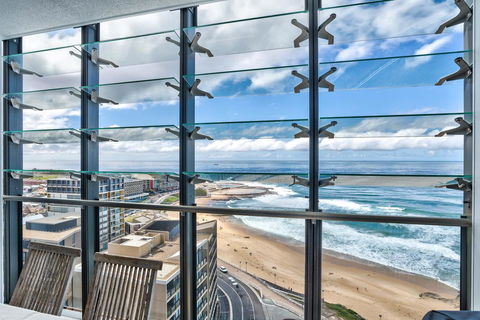 Arena, Unit A1205/75 Shortland Esplanade - Accommodation Gladstone 0