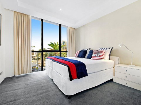 Aria Private 3 Bed In The Heart Of Broadbeach - Accommodation Gladstone 3