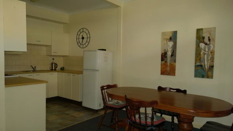 Armidale Ace Apartments - Accommodation Gladstone 0