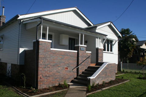 Armidale Executive Accommodation - City Centre - Accommodation Gladstone 2