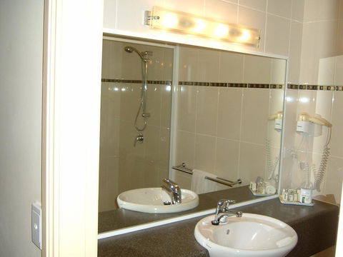 Armidale Pines Motel - Accommodation Gladstone 1