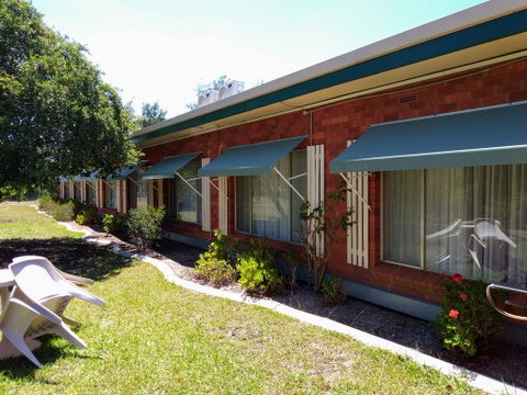 Armidale Rose Villa Motel - Accommodation Gladstone 0