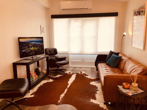 Arran On View - Accommodation Gladstone 1