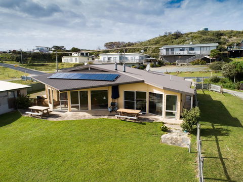 Arthur Riverfront And Sea Lodge Upstream - Accommodation Gladstone 3