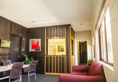 Ascot Budget Inn & Residences - Accommodation Gladstone 2