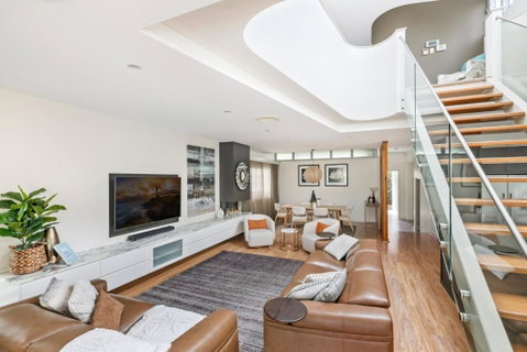 Magnificent Maroubra Beachside Home - Accommodation Gladstone 3