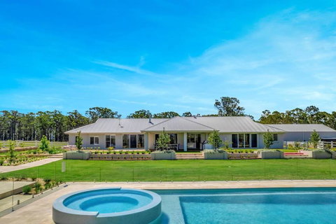 Luxury Hunter Valley Estate - Accommodation Gladstone 0