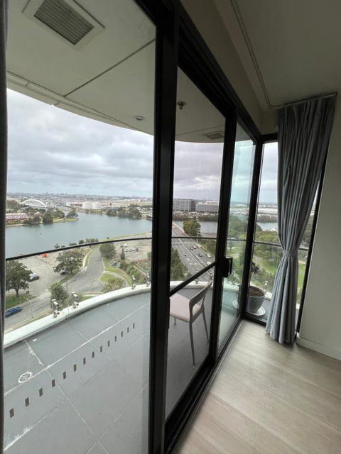 Luxury Apartment With Panoramic Views - Accommodation Gladstone 1