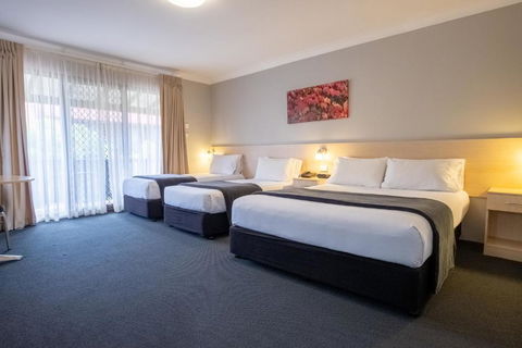 Maclin Lodge Motel - Accommodation Gladstone 3