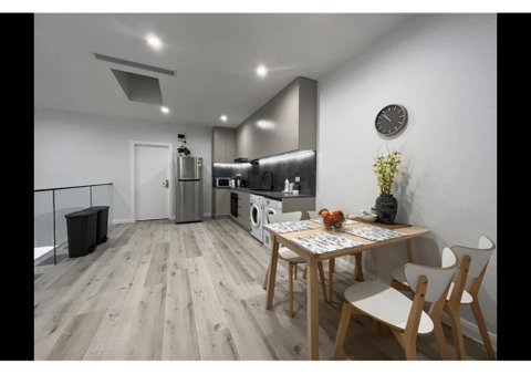 Macquarie Guest House - Accommodation Gladstone 0