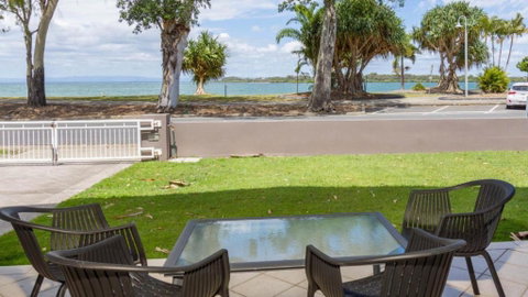 Magical Holiday Home - Welsby Pde, Bongaree - Accommodation Gladstone 1